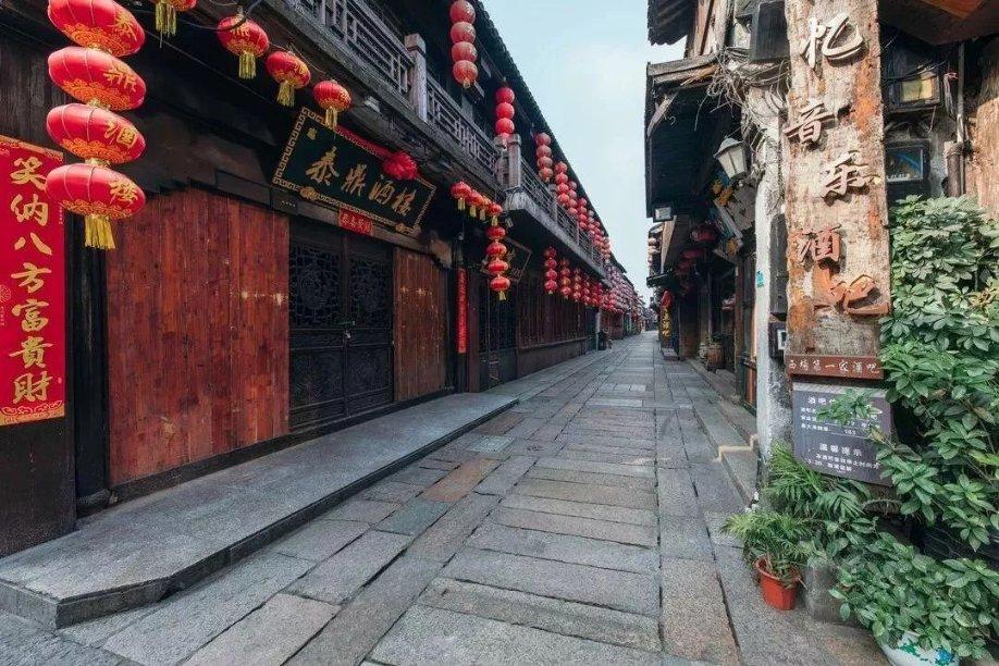 《岷峨诗稿》150期丨邓小军:低语母亲河入耳,一痕天际是黄河